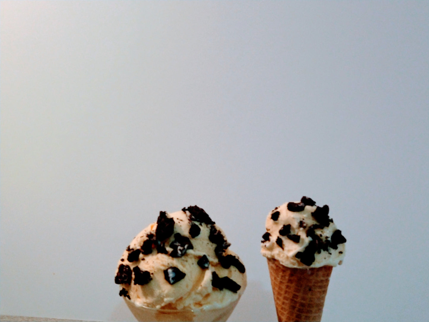 Vanilla soft serve ice cream kit with chopped cookies & cream